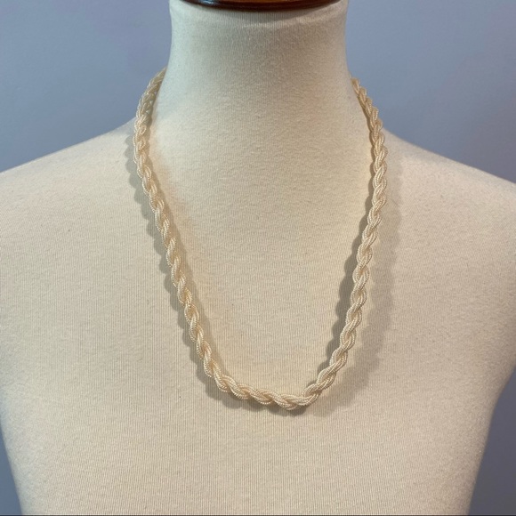 Jewelry Vintage Twisted Rope Style Pearllike Mini Bead Necklace